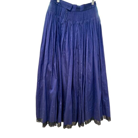 German Silk Pleated Navy Blue Black Gathered Waist Skirt Size 8 Cottagecore - Picture 8 of 8